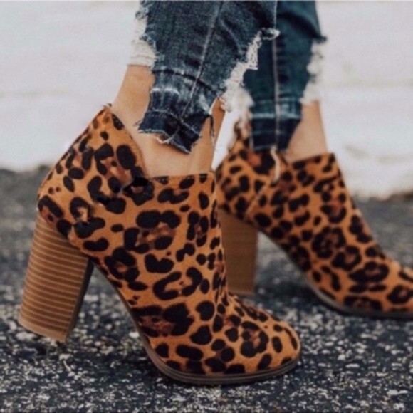 Shoes - LAST - SABER "Meow" leopard print Bootie